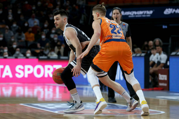 保持在高效 保持在高效