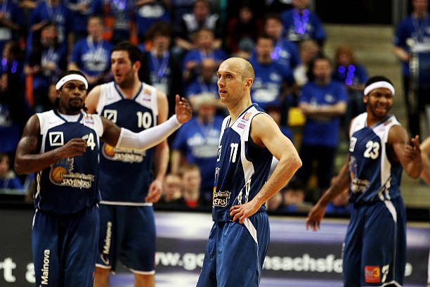 正在逐步觉 正在逐步觉